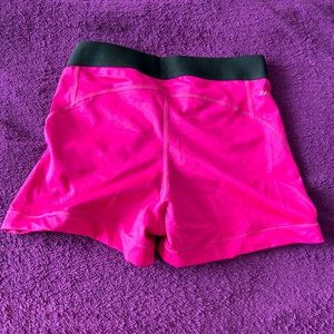 Used Nike Pro Short Hot pink!